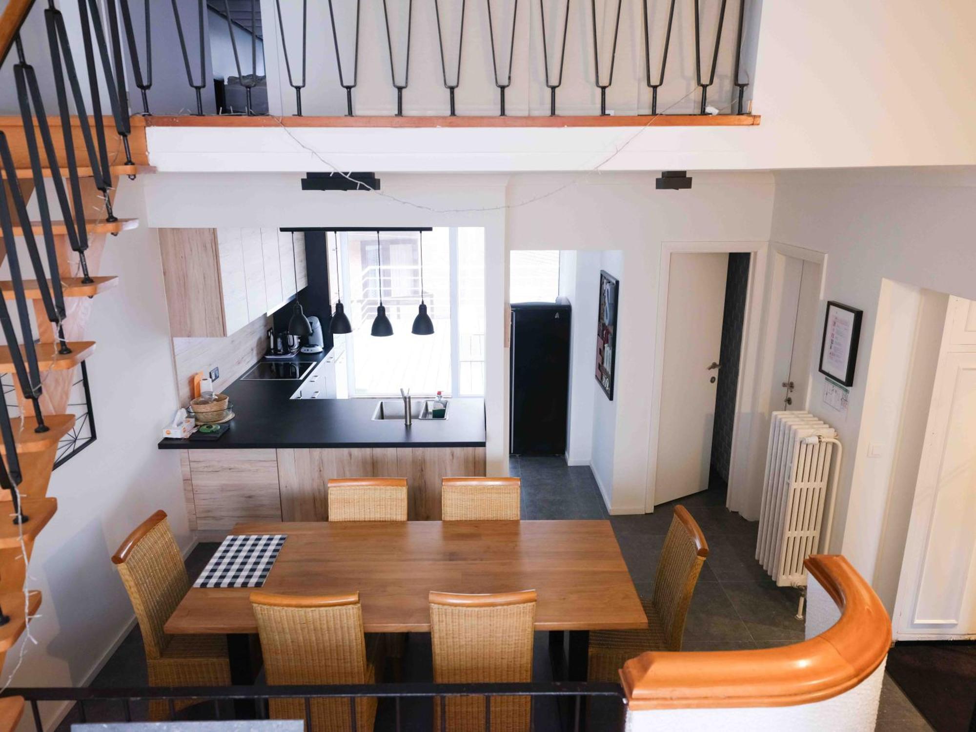 Amazing Duplex At Sea T20 *